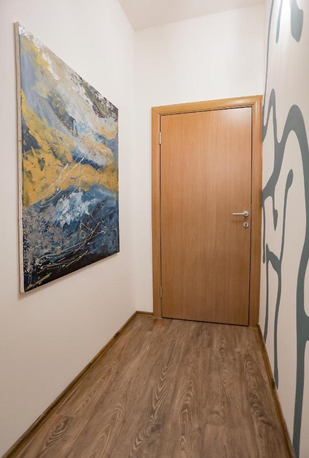 Different Apartments Nis Luaran gambar