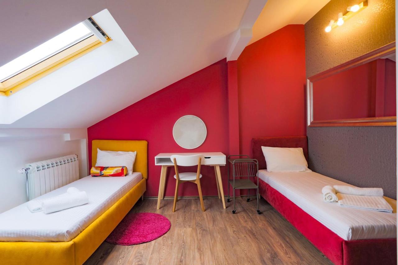 Different Apartments Nis Luaran gambar