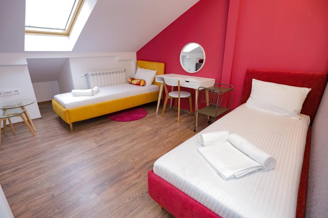 Different Apartments Nis Luaran gambar
