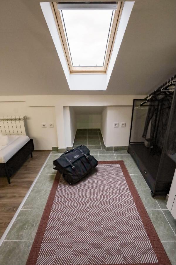 Different Apartments Nis Luaran gambar