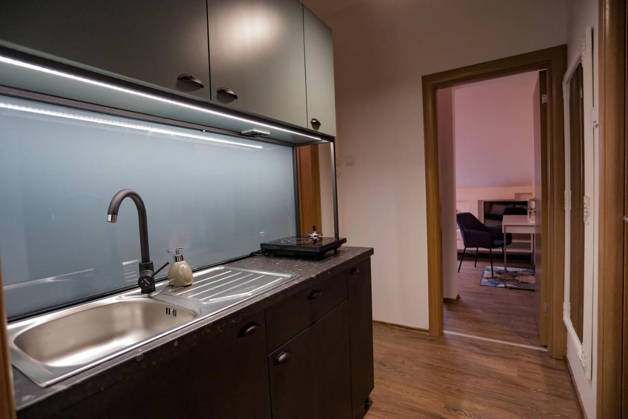 Different Apartments Nis Luaran gambar
